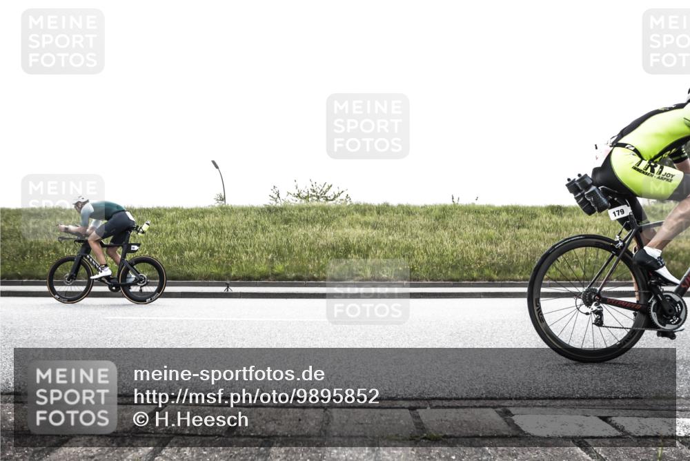 21.06.2026 - 29. Vierlanden-Triathlon H.Heesch http://msf.ph/oto/9895852 21.06.2026 10:48:54 Radfahren 49, 179, 400 meine-sportfotos.de