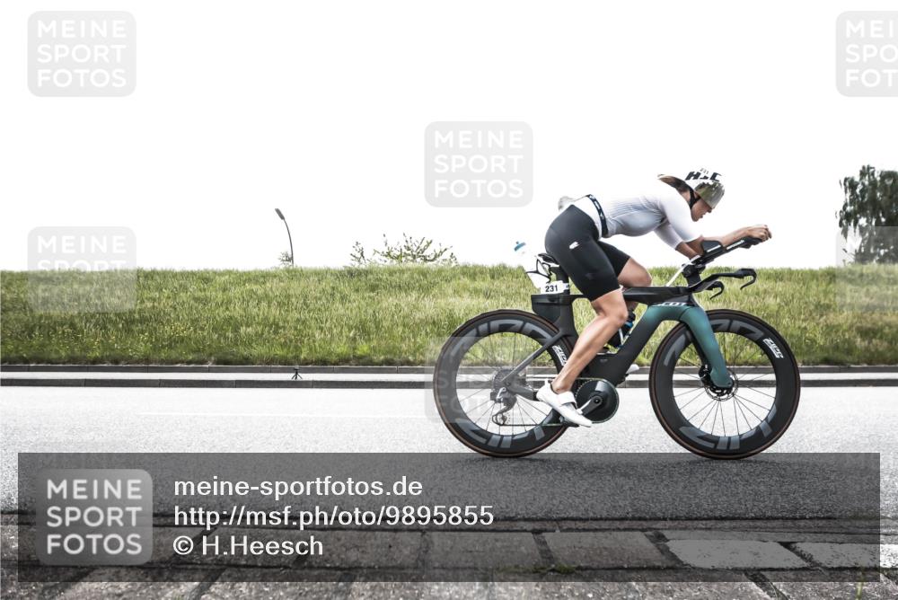 21.06.2026 - 29. Vierlanden-Triathlon H.Heesch http://msf.ph/oto/9895855 21.06.2026 10:49:07 Radfahren 163, 198, 231, 442, 458 meine-sportfotos.de