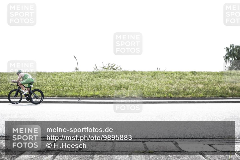 21.06.2026 - 29. Vierlanden-Triathlon H.Heesch http://msf.ph/oto/9895883 21.06.2026 10:51:11 Radfahren 205, 269, 438, 549 meine-sportfotos.de
