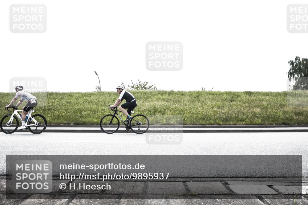 21.06.2026 - 29. Vierlanden-Triathlon H.Heesch http://msf.ph/oto/9895937 21.06.2026 10:53:35 Radfahren 114, 461 meine-sportfotos.de