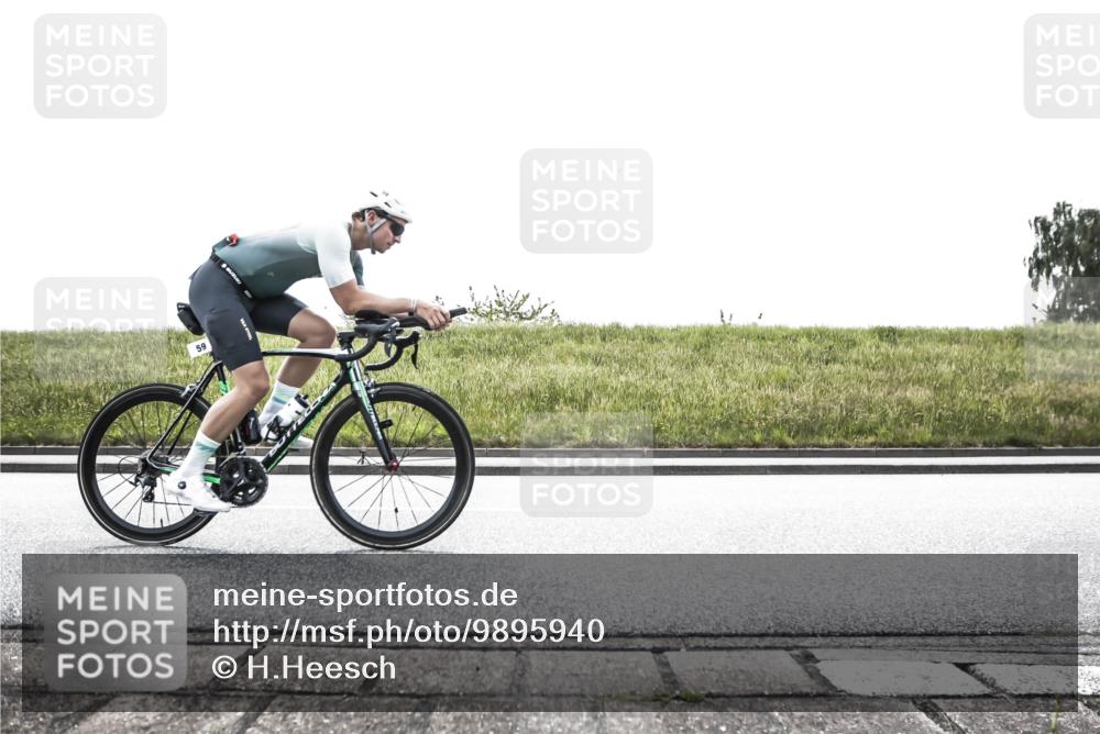 21.06.2026 - 29. Vierlanden-Triathlon H.Heesch http://msf.ph/oto/9895940 21.06.2026 10:53:54 Radfahren 59, 81, 513, 600 meine-sportfotos.de