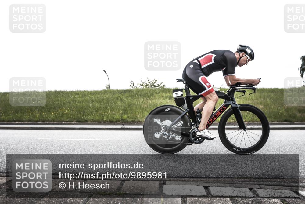 21.06.2026 - 29. Vierlanden-Triathlon H.Heesch http://msf.ph/oto/9895981 21.06.2026 09:36:03 Radfahren 75, 86, 90, 176, 200 meine-sportfotos.de