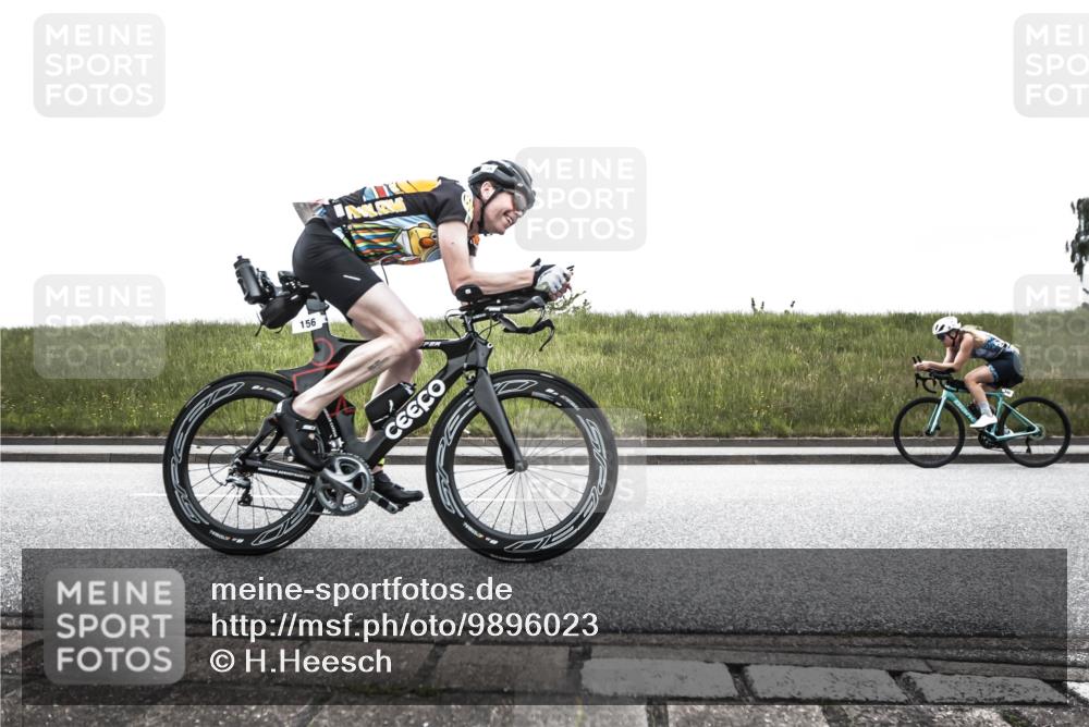 21.06.2026 - 29. Vierlanden-Triathlon H.Heesch http://msf.ph/oto/9896023 21.06.2026 09:37:58 Radfahren 156, 240 meine-sportfotos.de
