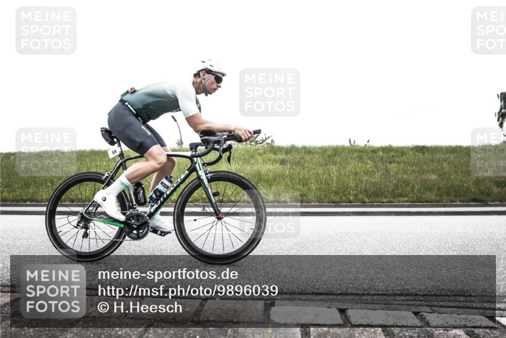 21.06.2026 - 29. Vierlanden-Triathlon H.Heesch http://msf.ph/oto/9896039 21.06.2026 09:39:09 Radfahren 59 meine-sportfotos.de