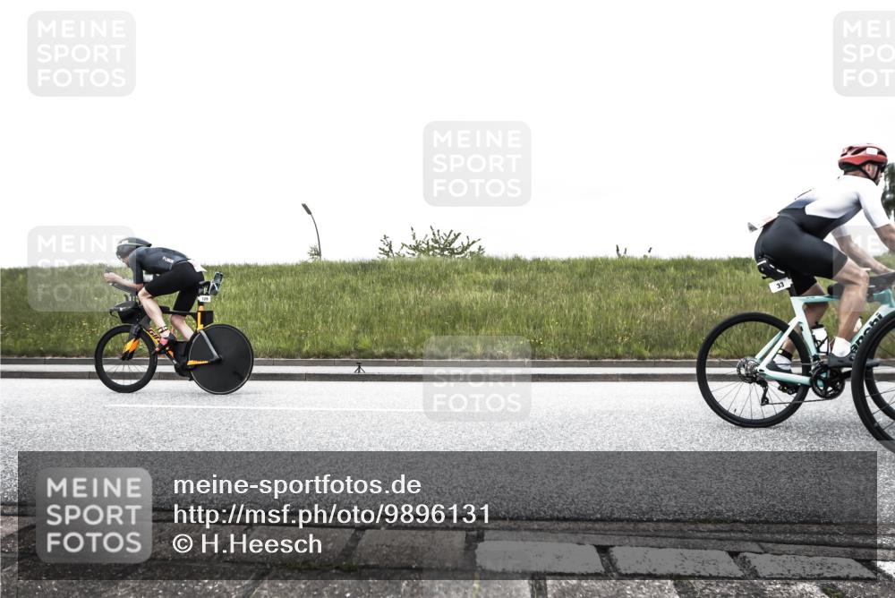 21.06.2026 - 29. Vierlanden-Triathlon H.Heesch http://msf.ph/oto/9896131 21.06.2026 09:43:52 Radfahren 23, 32, 33, 101, 111, 129, 178, 211, 216 meine-sportfotos.de