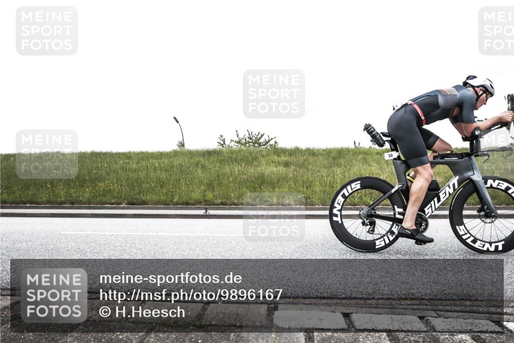21.06.2026 - 29. Vierlanden-Triathlon H.Heesch http://msf.ph/oto/9896167 21.06.2026 09:45:06 Radfahren 30, 284 meine-sportfotos.de