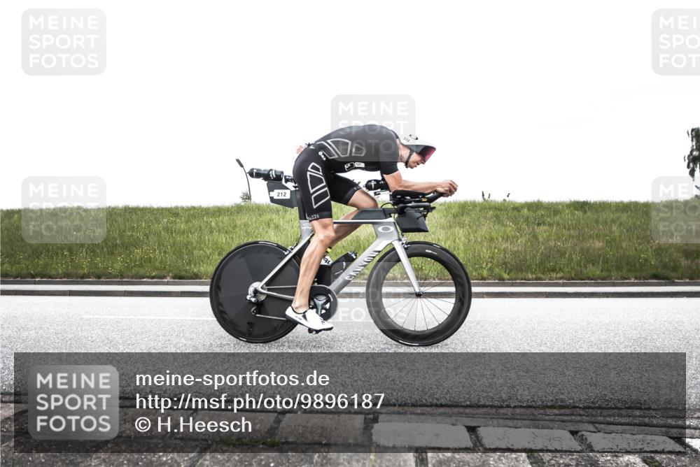 21.06.2026 - 29. Vierlanden-Triathlon H.Heesch http://msf.ph/oto/9896187 21.06.2026 09:46:05 Radfahren 45, 177, 210, 212, 293 meine-sportfotos.de