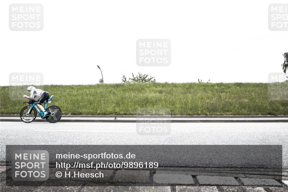 21.06.2026 - 29. Vierlanden-Triathlon H.Heesch http://msf.ph/oto/9896189 21.06.2026 09:46:08 Radfahren 45, 177, 210, 212, 293 meine-sportfotos.de