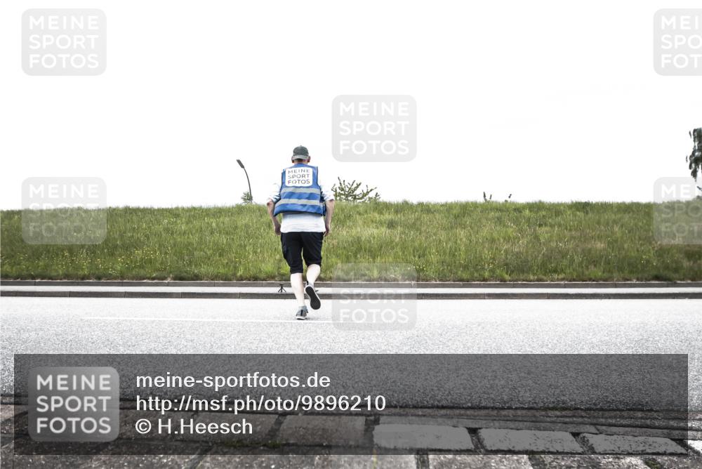 21.06.2026 - 29. Vierlanden-Triathlon H.Heesch http://msf.ph/oto/9896210 21.06.2026 09:47:25 Radfahren 114 meine-sportfotos.de