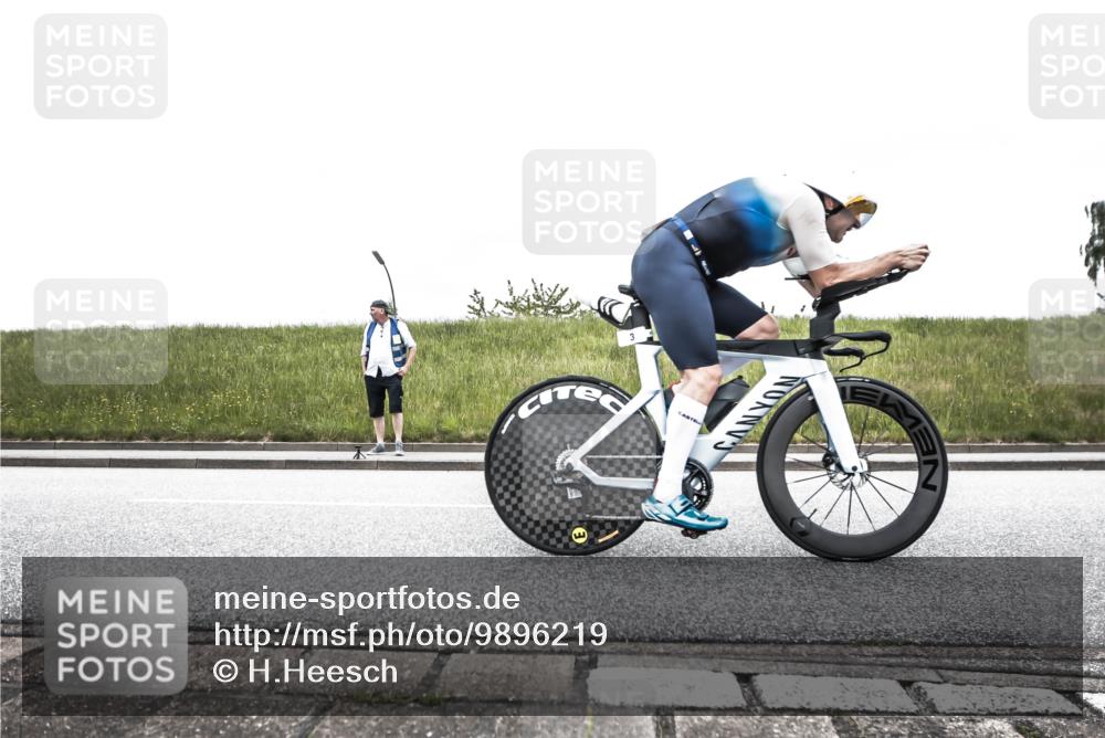 21.06.2026 - 29. Vierlanden-Triathlon H.Heesch http://msf.ph/oto/9896219 21.06.2026 09:47:33 Radfahren 3, 19, 54, 114, 168 meine-sportfotos.de