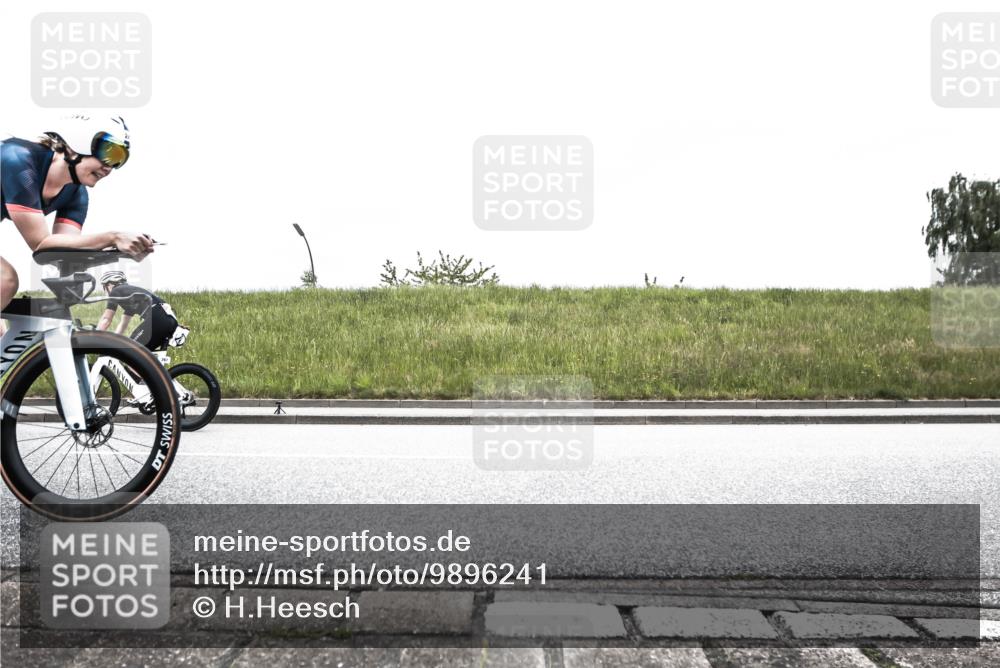 21.06.2026 - 29. Vierlanden-Triathlon H.Heesch http://msf.ph/oto/9896241 21.06.2026 09:48:48 Radfahren 138, 247, 267 meine-sportfotos.de