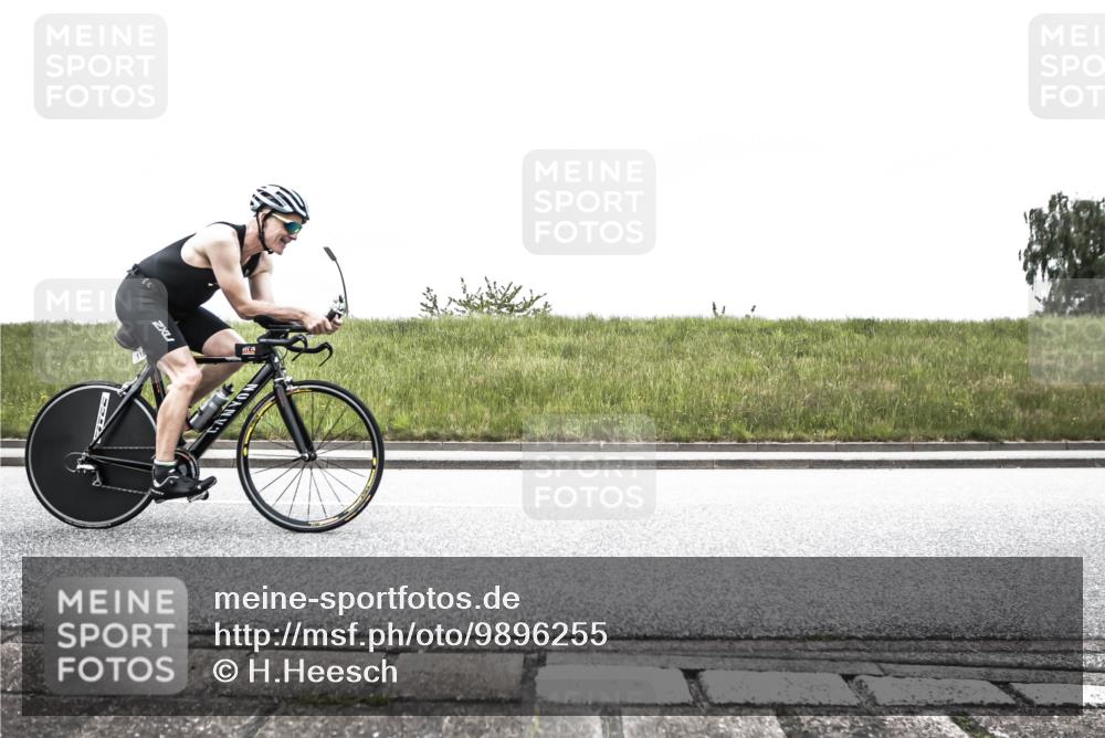21.06.2026 - 29. Vierlanden-Triathlon H.Heesch http://msf.ph/oto/9896255 21.06.2026 09:49:28 Radfahren 116, 298 meine-sportfotos.de