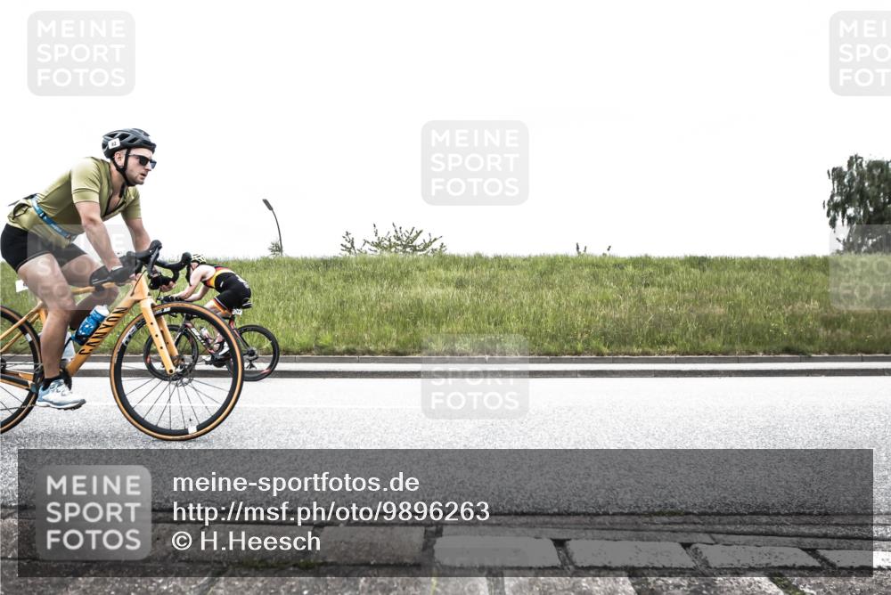 21.06.2026 - 29. Vierlanden-Triathlon H.Heesch http://msf.ph/oto/9896263 21.06.2026 09:50:02 Radfahren 92, 158, 217, 221, 229 meine-sportfotos.de
