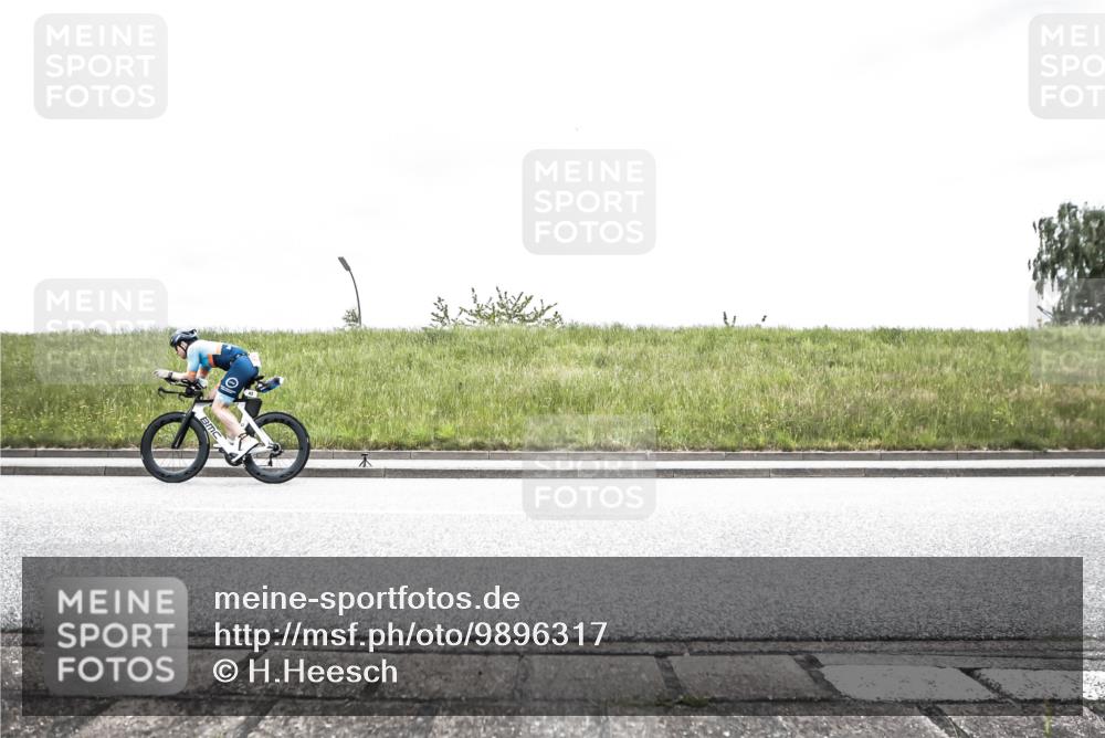 21.06.2026 - 29. Vierlanden-Triathlon H.Heesch http://msf.ph/oto/9896317 21.06.2026 09:53:22 Radfahren 43, 178, 197, 224, 301 meine-sportfotos.de