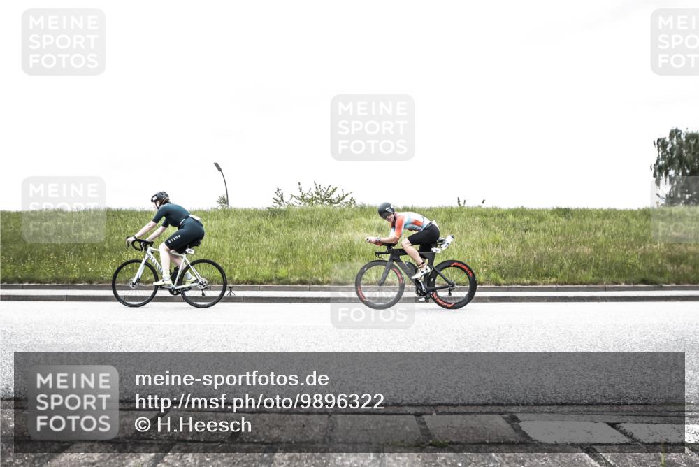 21.06.2026 - 29. Vierlanden-Triathlon H.Heesch http://msf.ph/oto/9896322 21.06.2026 09:53:30 Radfahren 51, 74, 79, 178, 183, 197, 219, 224, 268, 302 meine-sportfotos.de