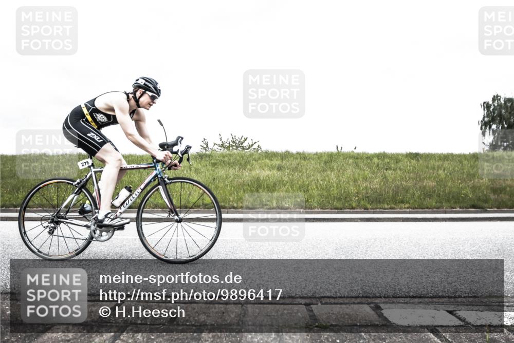 21.06.2026 - 29. Vierlanden-Triathlon H.Heesch http://msf.ph/oto/9896417 21.06.2026 09:57:25 Radfahren 278 meine-sportfotos.de