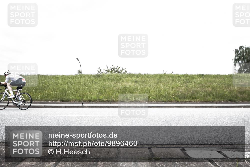 21.06.2026 - 29. Vierlanden-Triathlon H.Heesch http://msf.ph/oto/9896460 21.06.2026 09:59:03 Radfahren 7, 272 meine-sportfotos.de