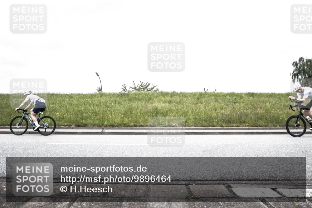 21.06.2026 - 29. Vierlanden-Triathlon H.Heesch http://msf.ph/oto/9896464 21.06.2026 09:59:19 Radfahren 68, 104, 277, 370 meine-sportfotos.de