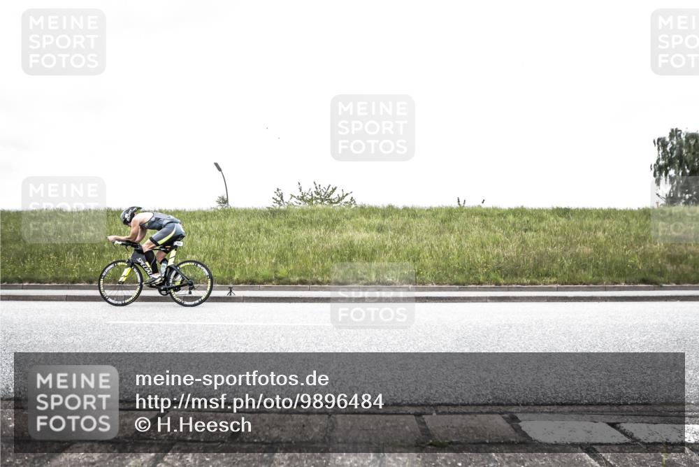 21.06.2026 - 29. Vierlanden-Triathlon H.Heesch http://msf.ph/oto/9896484 21.06.2026 09:59:59 Radfahren 84, 131, 169, 221 meine-sportfotos.de