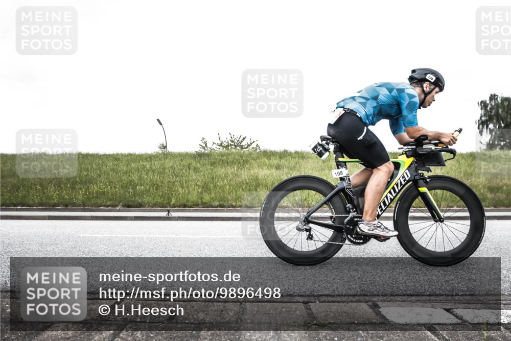 21.06.2026 - 29. Vierlanden-Triathlon H.Heesch http://msf.ph/oto/9896498 21.06.2026 10:01:19 Radfahren 43, 108, 378, 382 meine-sportfotos.de