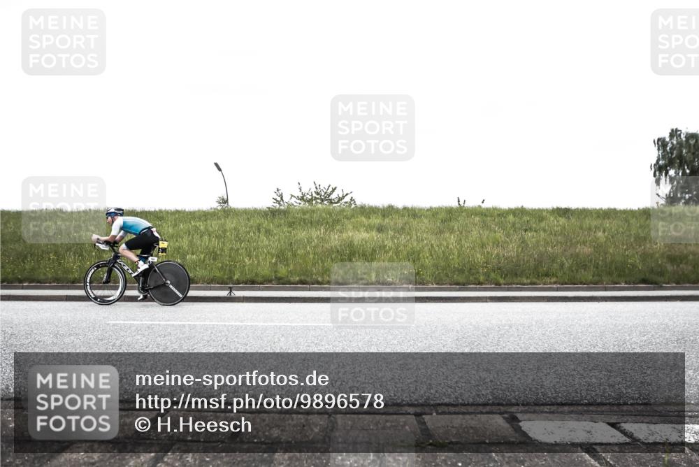 21.06.2026 - 29. Vierlanden-Triathlon H.Heesch http://msf.ph/oto/9896578 21.06.2026 10:04:10 Radfahren 151, 154, 180, 181, 337 meine-sportfotos.de