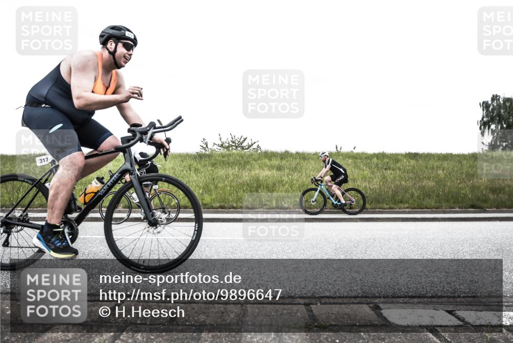 21.06.2026 - 29. Vierlanden-Triathlon H.Heesch http://msf.ph/oto/9896647 21.06.2026 10:05:54 Radfahren 133, 159, 317, 346, 363 meine-sportfotos.de