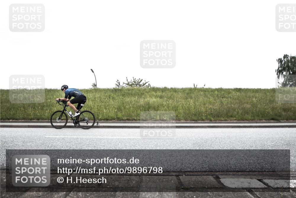 21.06.2026 - 29. Vierlanden-Triathlon H.Heesch http://msf.ph/oto/9896798 21.06.2026 10:10:53 Radfahren 146, 242, 281, 283 meine-sportfotos.de