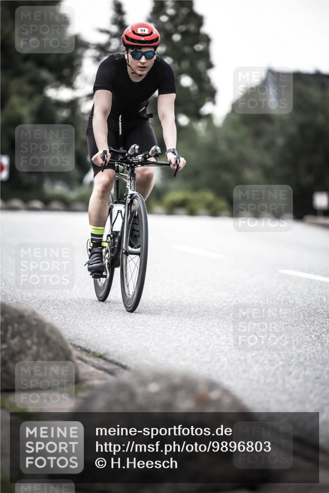 21.06.2026 - 29. Vierlanden-Triathlon H.Heesch http://msf.ph/oto/9896803 21.06.2026 09:58:08 Radfahren 19, 54, 165, 267 meine-sportfotos.de