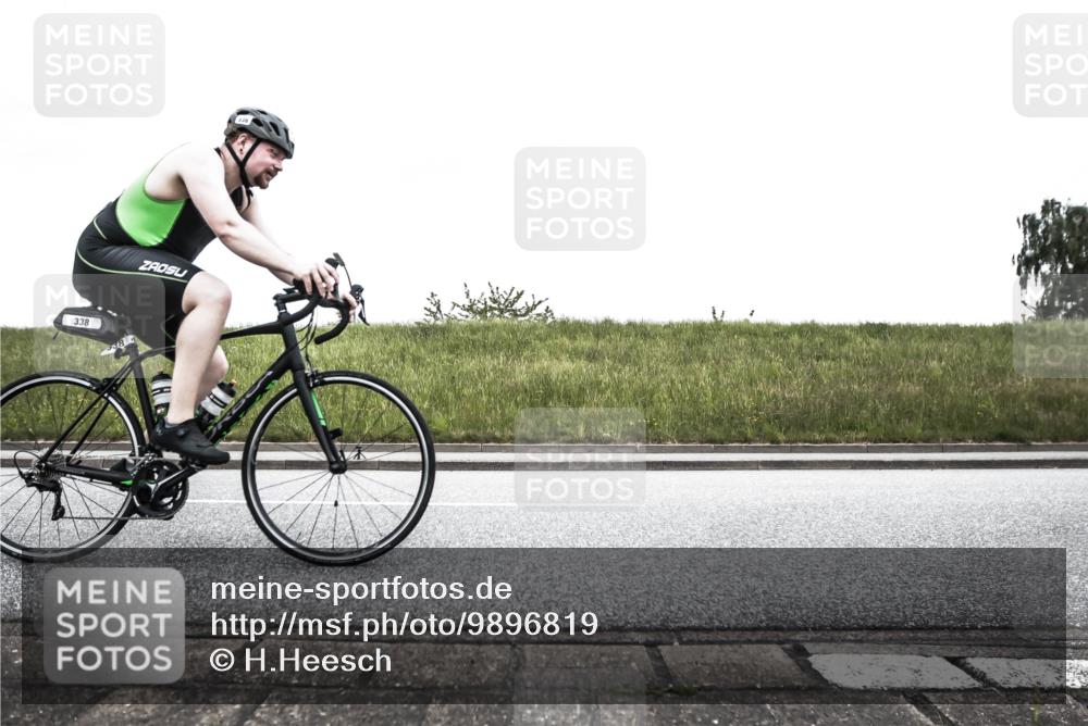 21.06.2026 - 29. Vierlanden-Triathlon H.Heesch http://msf.ph/oto/9896819 21.06.2026 10:11:26 Radfahren 139, 296, 325, 338 meine-sportfotos.de