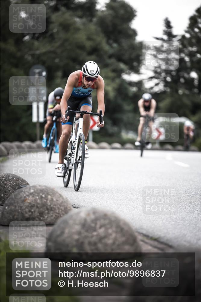 21.06.2026 - 29. Vierlanden-Triathlon H.Heesch http://msf.ph/oto/9896837 21.06.2026 09:58:27 Radfahren 46, 62, 202, 298, 364, 375 meine-sportfotos.de