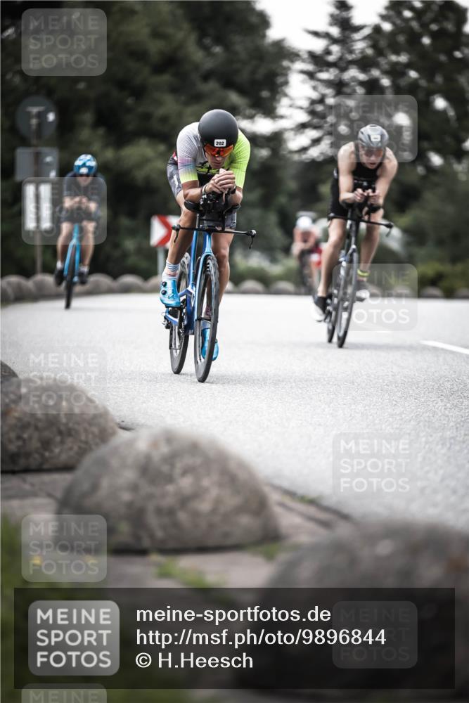 21.06.2026 - 29. Vierlanden-Triathlon H.Heesch http://msf.ph/oto/9896844 21.06.2026 09:58:28 Radfahren 46, 62, 202, 298, 364, 375 meine-sportfotos.de