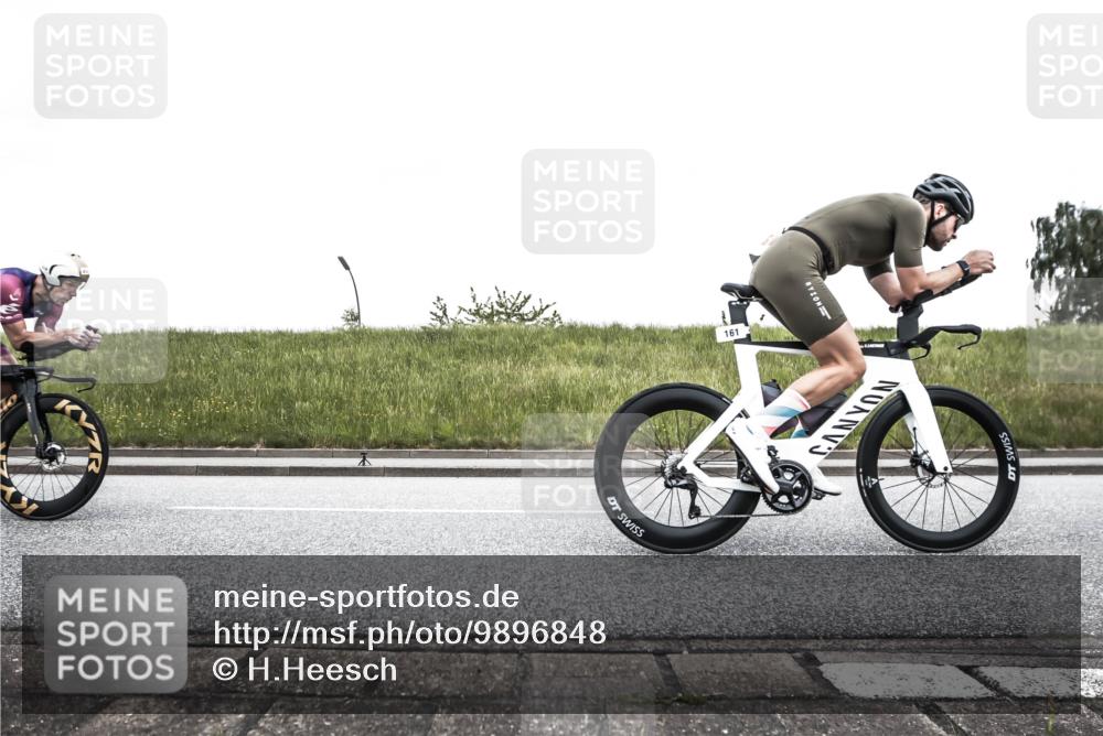 21.06.2026 - 29. Vierlanden-Triathlon H.Heesch http://msf.ph/oto/9896848 21.06.2026 10:11:59 Radfahren 47, 115, 160, 161, 205, 248, 414 meine-sportfotos.de