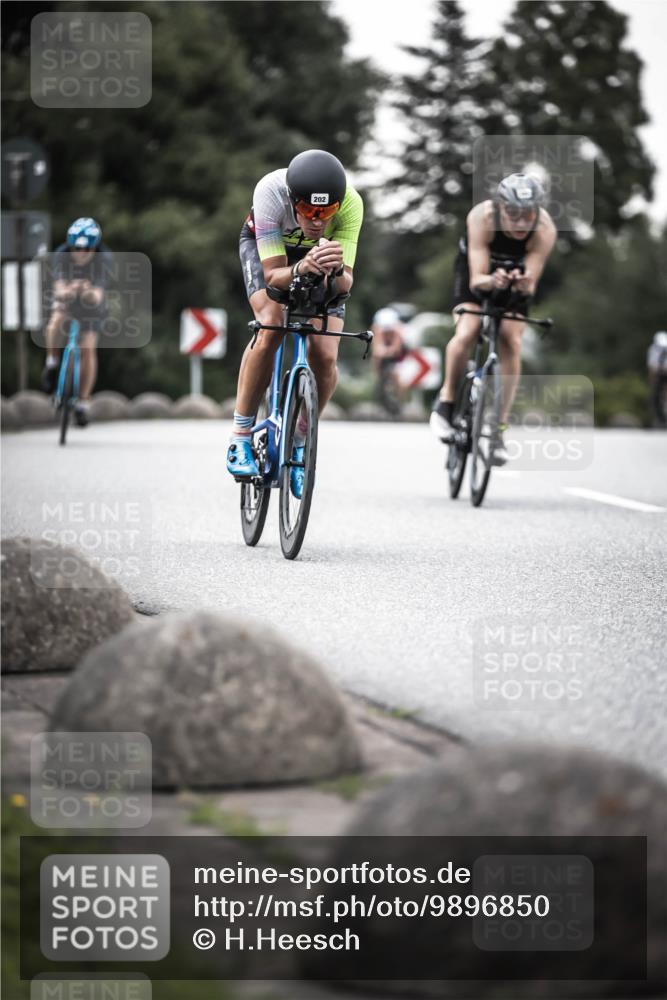 21.06.2026 - 29. Vierlanden-Triathlon H.Heesch http://msf.ph/oto/9896850 21.06.2026 09:58:28 Radfahren 46, 62, 202, 298, 364, 375 meine-sportfotos.de