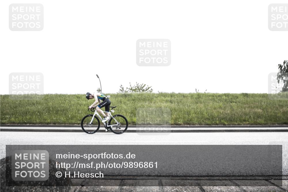 21.06.2026 - 29. Vierlanden-Triathlon H.Heesch http://msf.ph/oto/9896861 21.06.2026 14:42:42 Radfahren 1247, 1250 meine-sportfotos.de