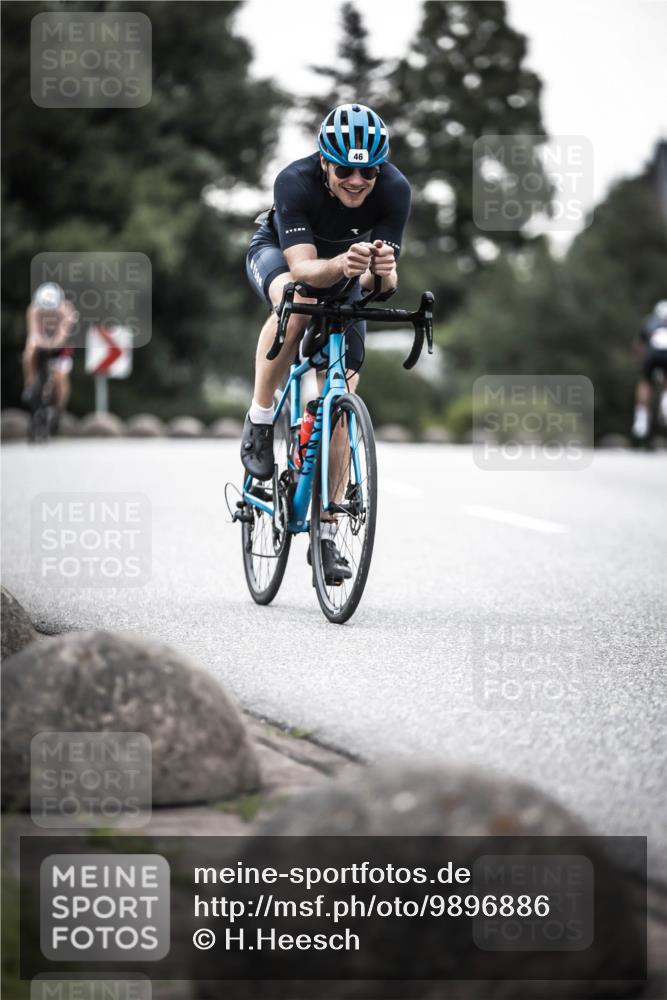 21.06.2026 - 29. Vierlanden-Triathlon H.Heesch http://msf.ph/oto/9896886 21.06.2026 09:58:30 Radfahren 46, 62, 202, 298, 364, 375 meine-sportfotos.de