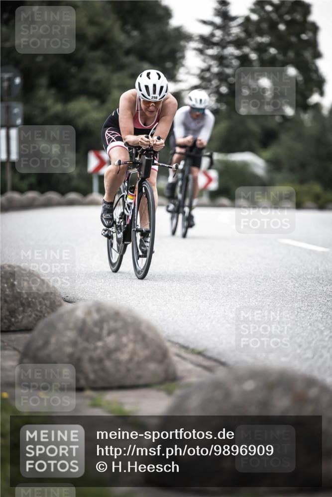 21.06.2026 - 29. Vierlanden-Triathlon H.Heesch http://msf.ph/oto/9896909 21.06.2026 09:58:33 Radfahren 46, 62, 199, 298 meine-sportfotos.de