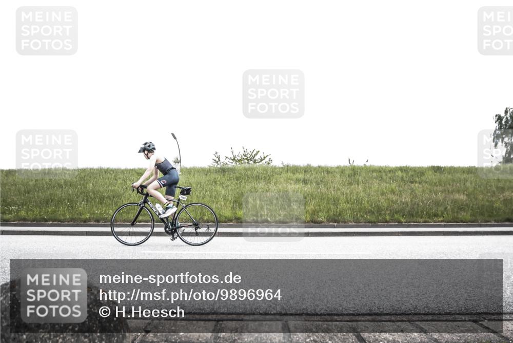 21.06.2026 - 29. Vierlanden-Triathlon H.Heesch http://msf.ph/oto/9896964 21.06.2026 14:47:56 Radfahren  meine-sportfotos.de
