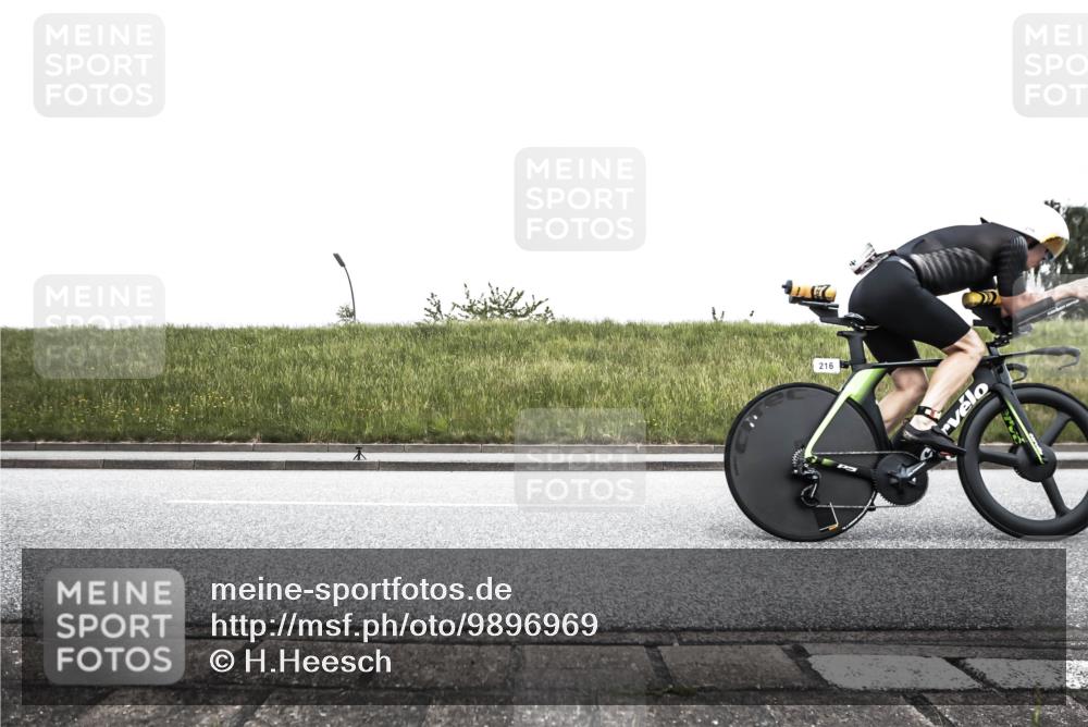 21.06.2026 - 29. Vierlanden-Triathlon H.Heesch http://msf.ph/oto/9896969 21.06.2026 10:14:59 Radfahren 71, 135, 200, 216 meine-sportfotos.de