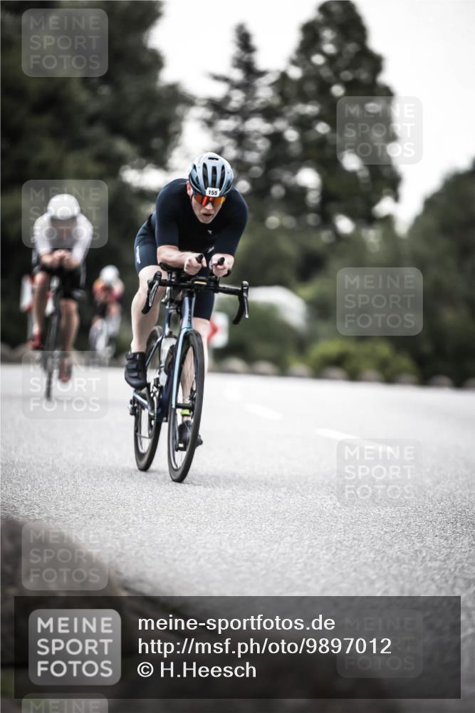 21.06.2026 - 29. Vierlanden-Triathlon H.Heesch http://msf.ph/oto/9897012 21.06.2026 09:59:34 Radfahren 34, 42, 82, 155, 166, 223, 255 meine-sportfotos.de