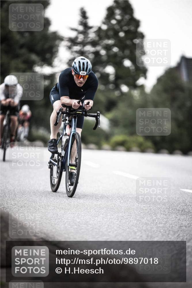 21.06.2026 - 29. Vierlanden-Triathlon H.Heesch http://msf.ph/oto/9897018 21.06.2026 09:59:34 Radfahren 34, 42, 82, 155, 166, 223, 255 meine-sportfotos.de