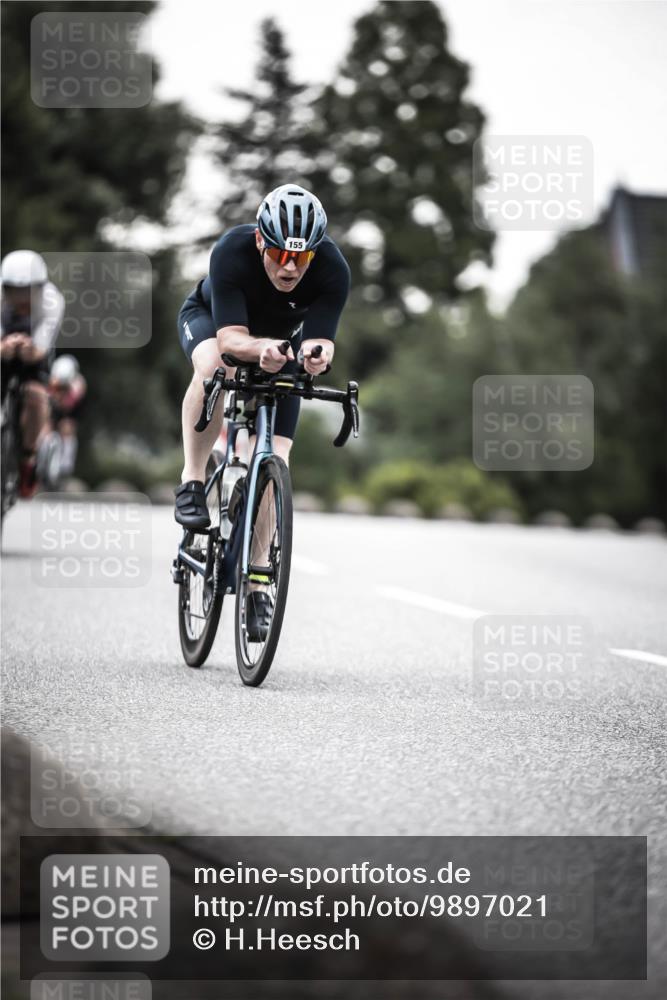 21.06.2026 - 29. Vierlanden-Triathlon H.Heesch http://msf.ph/oto/9897021 21.06.2026 09:59:34 Radfahren 34, 42, 82, 155, 166, 223, 255 meine-sportfotos.de