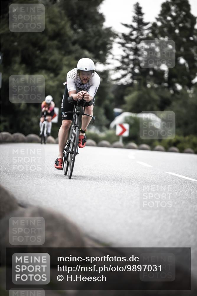 21.06.2026 - 29. Vierlanden-Triathlon H.Heesch http://msf.ph/oto/9897031 21.06.2026 09:59:35 Radfahren 34, 42, 82, 155, 166, 223, 255 meine-sportfotos.de