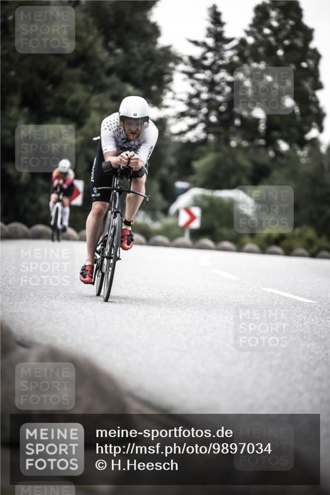 21.06.2026 - 29. Vierlanden-Triathlon H.Heesch http://msf.ph/oto/9897034 21.06.2026 09:59:35 Radfahren 34, 42, 82, 155, 166, 223, 255 meine-sportfotos.de