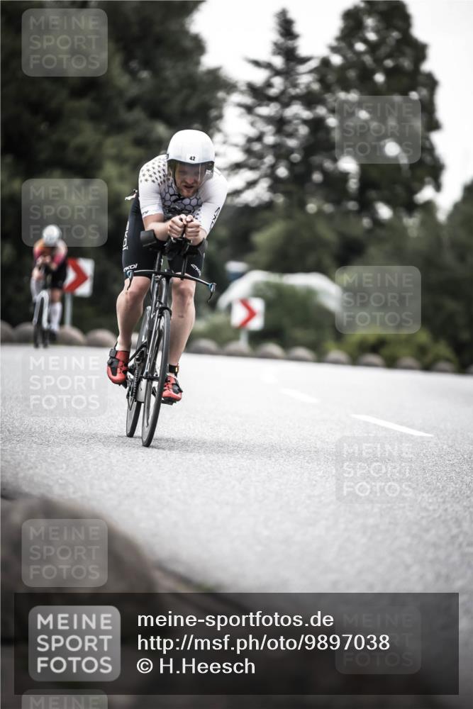 21.06.2026 - 29. Vierlanden-Triathlon H.Heesch http://msf.ph/oto/9897038 21.06.2026 09:59:35 Radfahren 34, 42, 82, 155, 166, 223, 255 meine-sportfotos.de