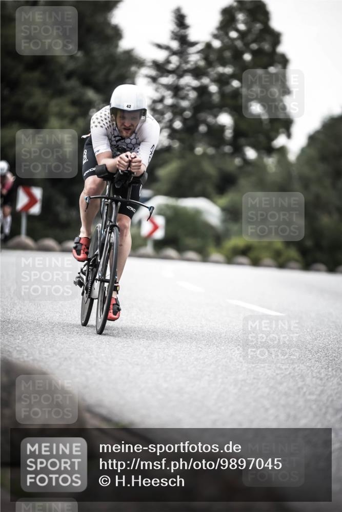 21.06.2026 - 29. Vierlanden-Triathlon H.Heesch http://msf.ph/oto/9897045 21.06.2026 09:59:35 Radfahren 34, 42, 82, 155, 166, 223, 255 meine-sportfotos.de