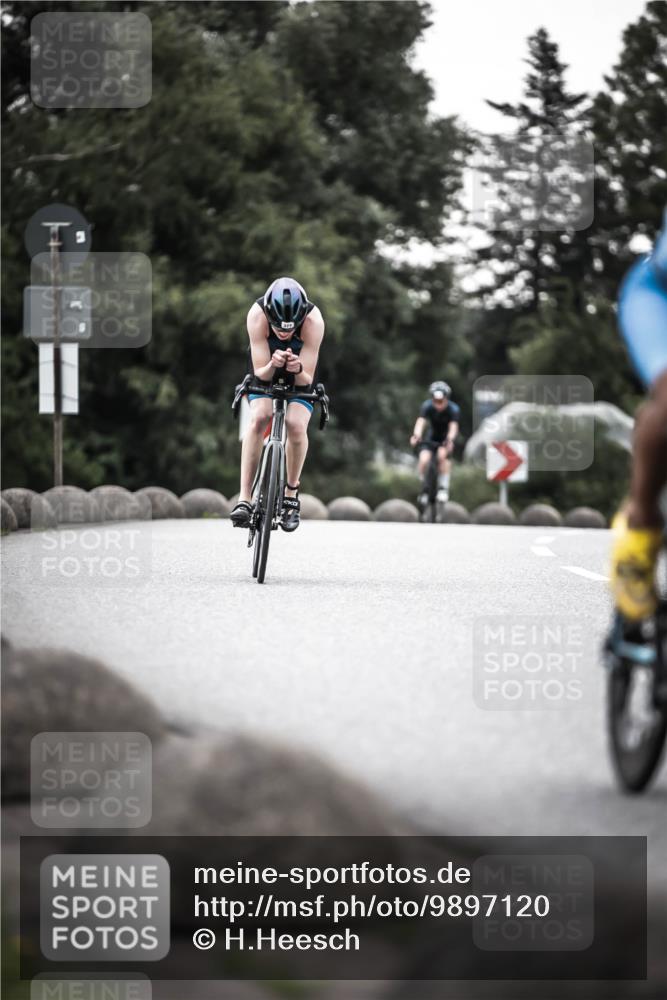 21.06.2026 - 29. Vierlanden-Triathlon H.Heesch http://msf.ph/oto/9897120 21.06.2026 09:59:47 Radfahren 131, 173, 196, 221, 377 meine-sportfotos.de