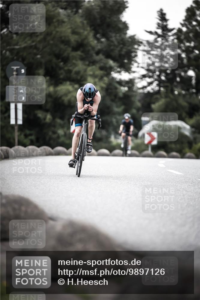21.06.2026 - 29. Vierlanden-Triathlon H.Heesch http://msf.ph/oto/9897126 21.06.2026 09:59:47 Radfahren 131, 173, 196, 221, 377 meine-sportfotos.de