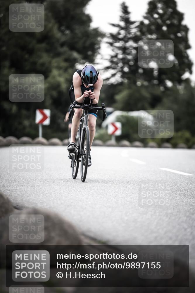 21.06.2026 - 29. Vierlanden-Triathlon H.Heesch http://msf.ph/oto/9897155 21.06.2026 09:59:47 Radfahren 131, 173, 196, 221, 377 meine-sportfotos.de