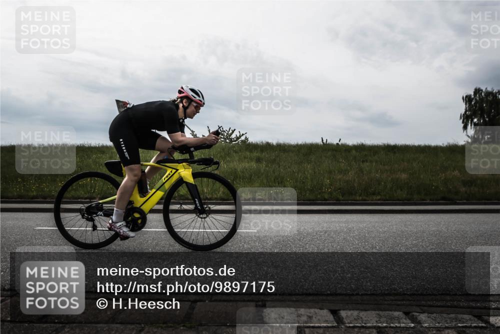 21.06.2026 - 29. Vierlanden-Triathlon H.Heesch http://msf.ph/oto/9897175 21.06.2026 09:21:24 Radfahren 136, 141, 207, 239, 272 meine-sportfotos.de