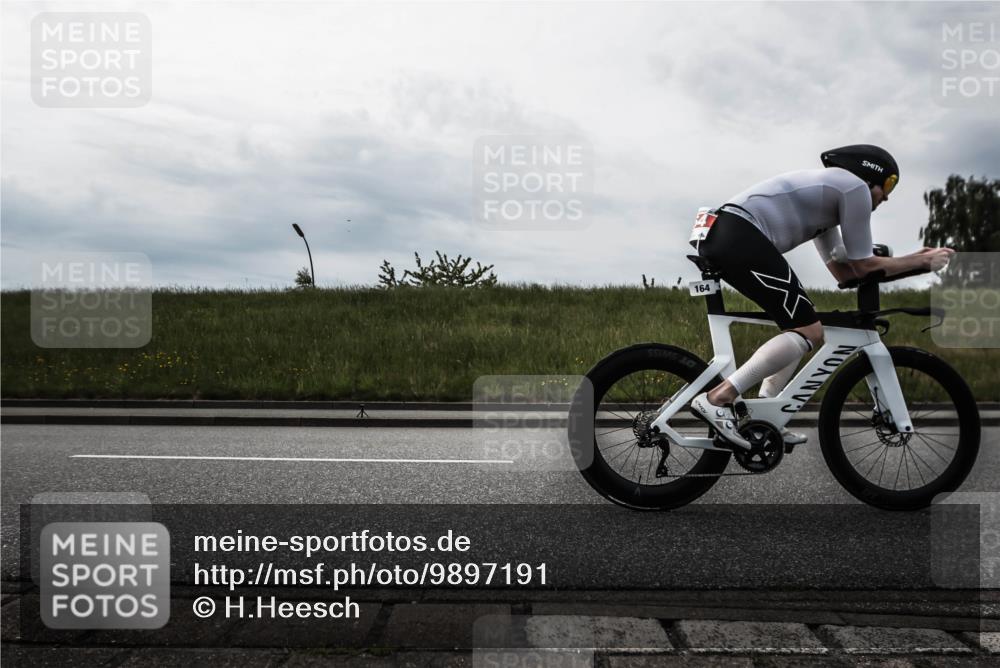 21.06.2026 - 29. Vierlanden-Triathlon H.Heesch http://msf.ph/oto/9897191 21.06.2026 09:21:32 Radfahren 164, 193, 207, 239 meine-sportfotos.de